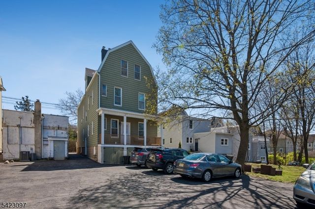 499 Valley St, Maplewood Twp., NJ 07040