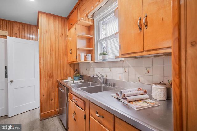 6021 NORTH DAKOTA AVE NW, Washington, DC 20011