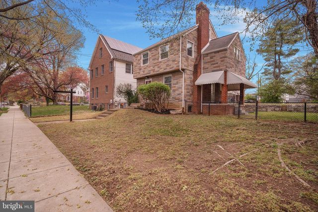 6021 NORTH DAKOTA AVE NW, Washington, DC 20011