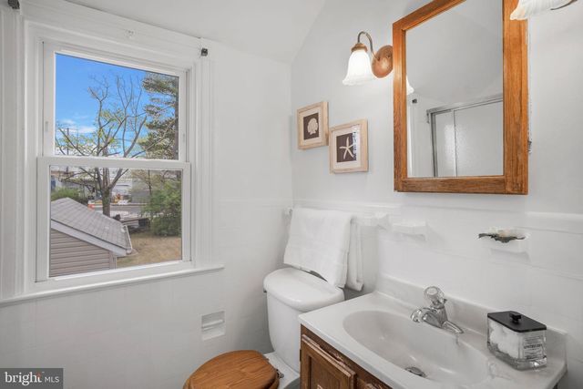 6021 NORTH DAKOTA AVE NW, Washington, DC 20011