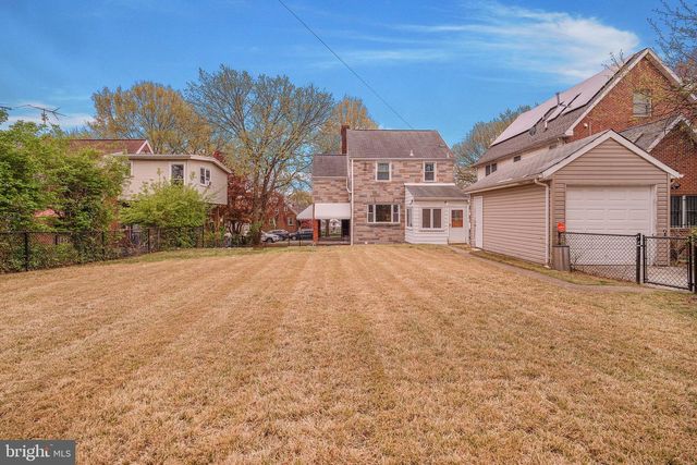 6021 NORTH DAKOTA AVE NW, Washington, DC 20011