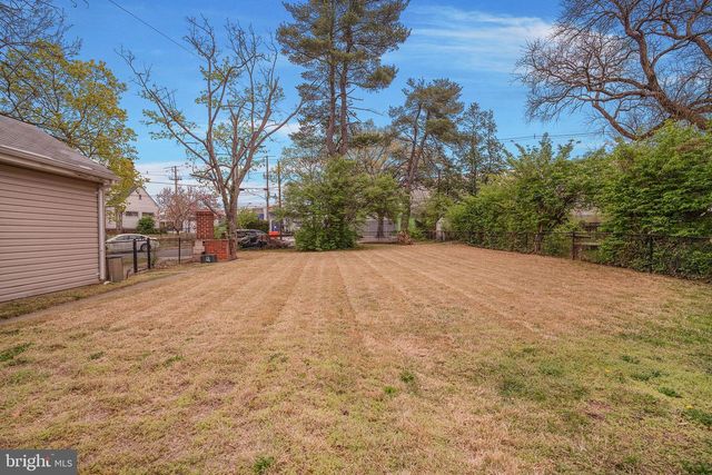 6021 NORTH DAKOTA AVE NW, Washington, DC 20011