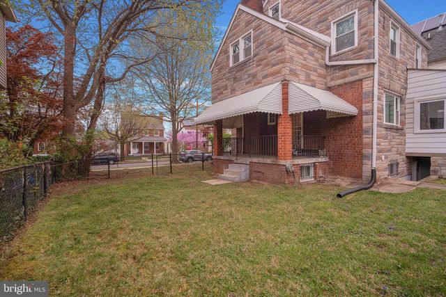 6021 NORTH DAKOTA AVE NW, Washington, DC 20011