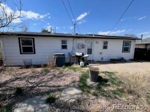 6060 Locust St, Commerce City, CO 80022