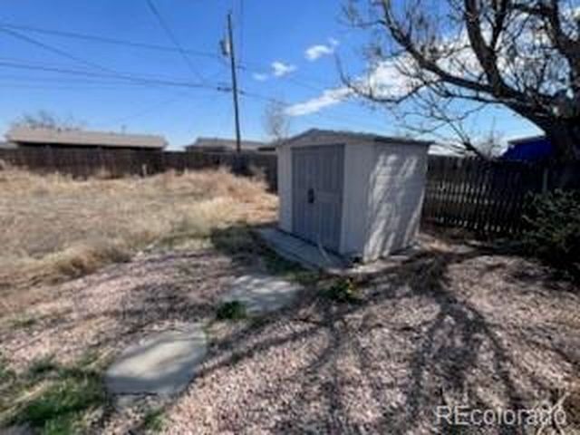 6060 Locust St, Commerce City, CO 80022