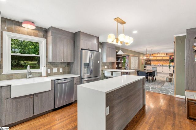 207 Melbourne Lane, Greenville, SC 29615