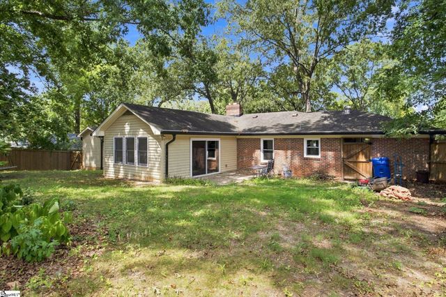 207 Melbourne Lane, Greenville, SC 29615