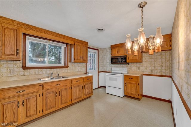 4725 Webb Road, Perry, OH 44081