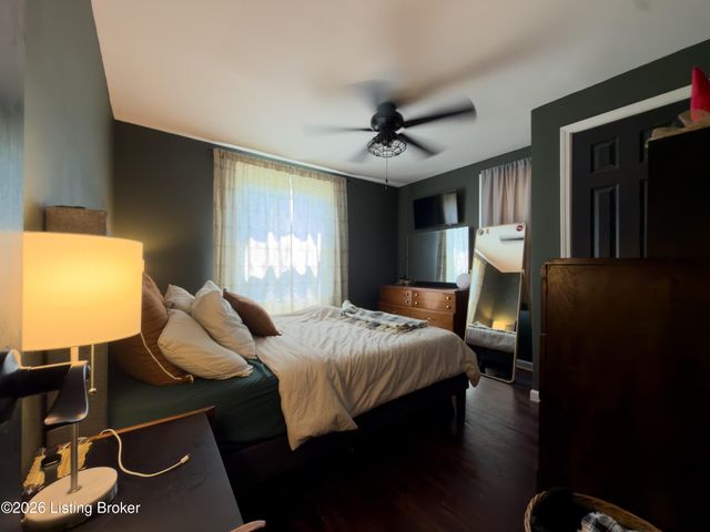 2611 Grinstead Dr, Louisville, KY 40206