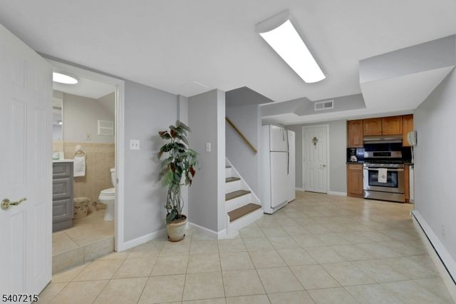 19 Hamilton Ave, Kearny Town, NJ 07032