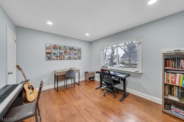 50 Henry St, Hasbrouck Heights Boro, NJ 07604