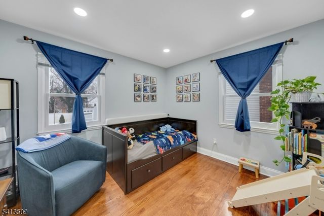 50 Henry St, Hasbrouck Heights Boro, NJ 07604