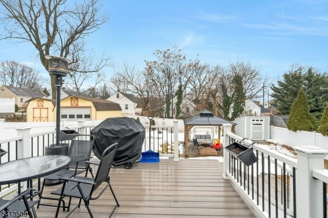 50 Henry St, Hasbrouck Heights Boro, NJ 07604