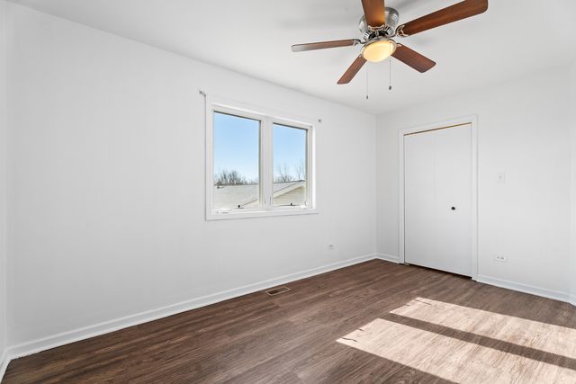 262 LAKEVIEW Court, Steger, IL 60475