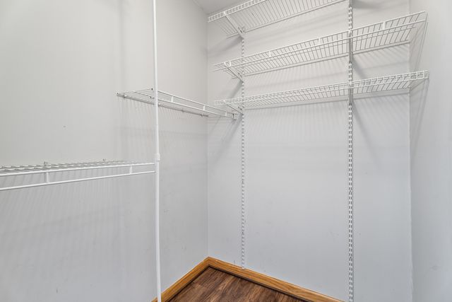 262 LAKEVIEW Court, Steger, IL 60475