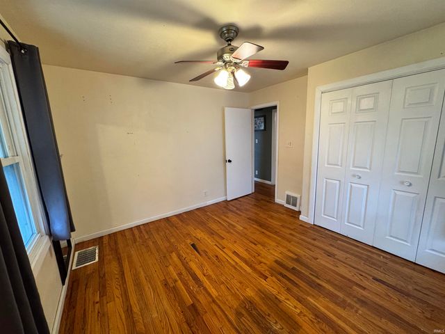 804 S Lombardy Drive, South Bend, IN 46619