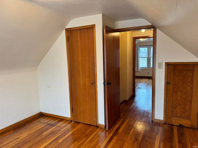 804 S Lombardy Drive, South Bend, IN 46619