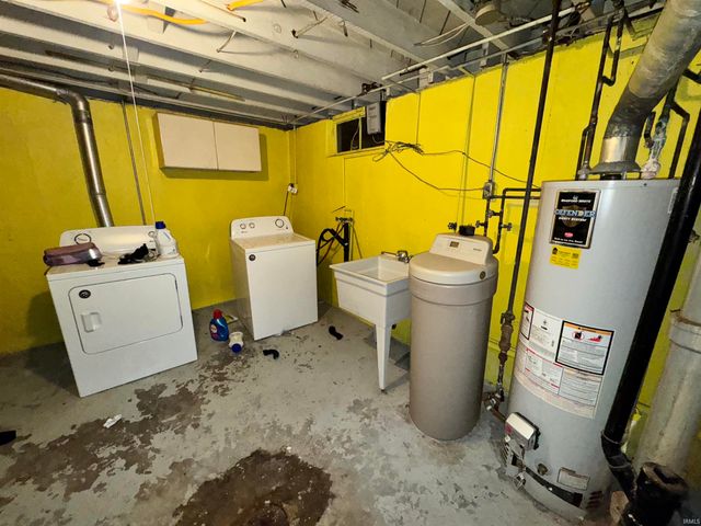 804 S Lombardy Drive, South Bend, IN 46619