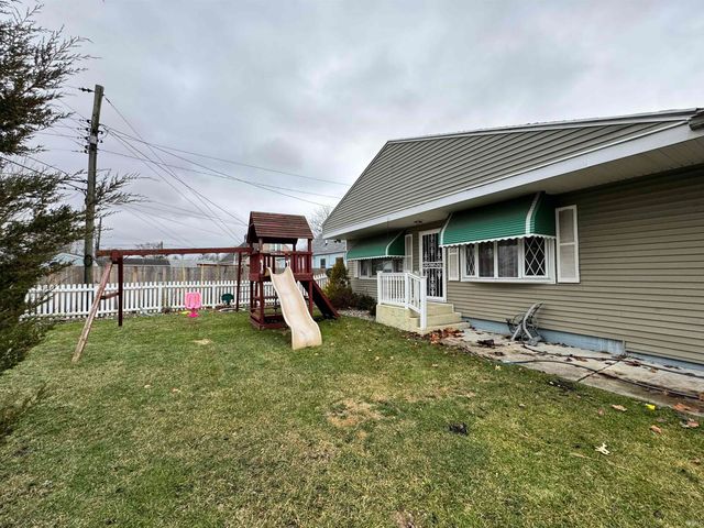 804 S Lombardy Drive, South Bend, IN 46619