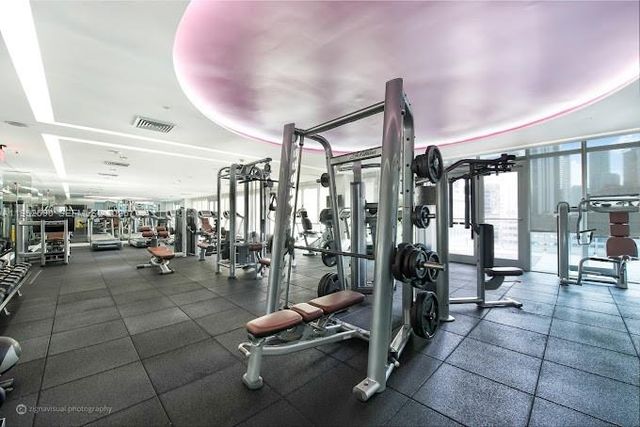 55 SE 6th St 1408, Miami, FL 33131