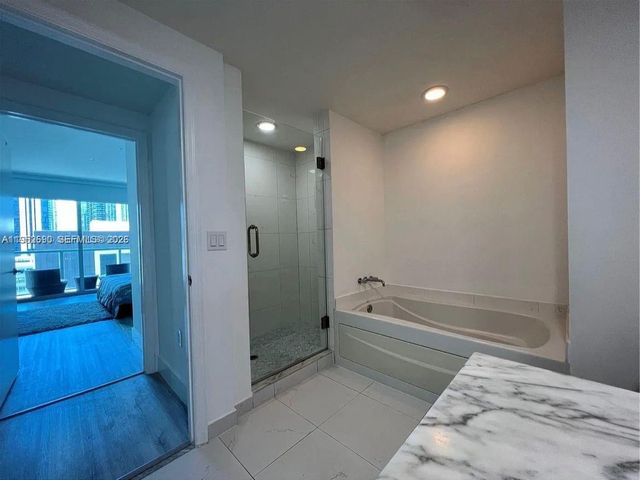 55 SE 6th St 1408, Miami, FL 33131