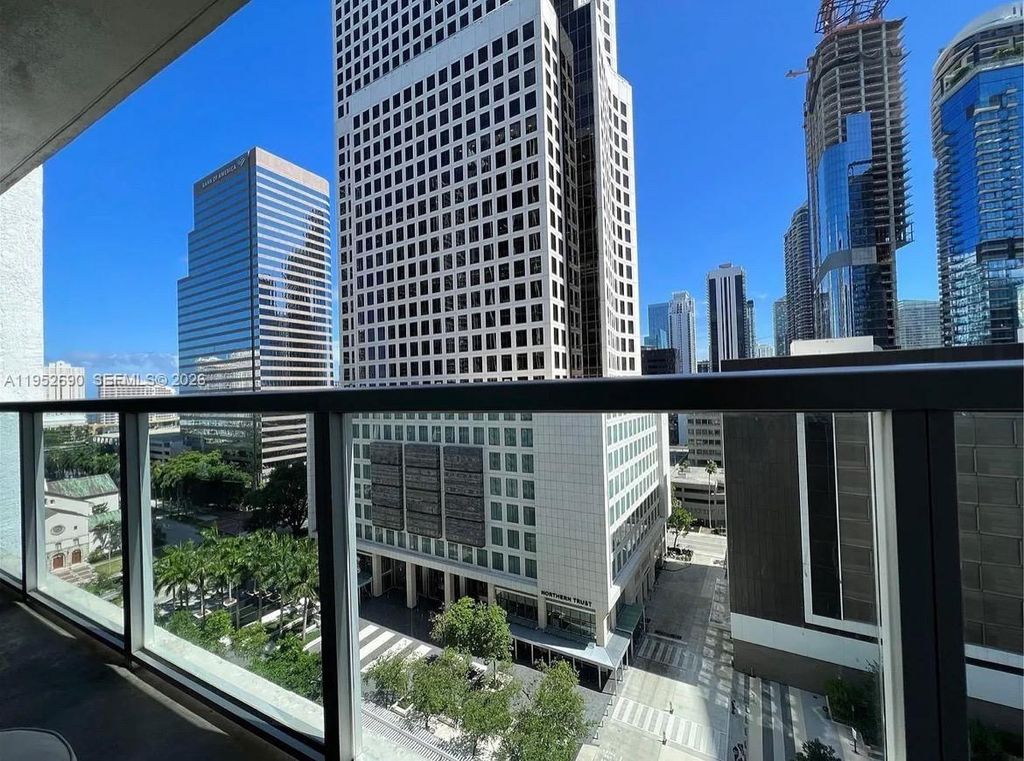 55 SE 6th St 1408, Miami, FL 33131