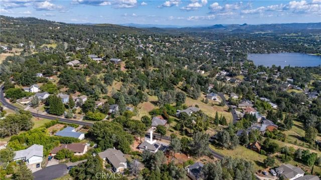 17867 Deer Hill Road, Hidden Valley Lake, CA 95467