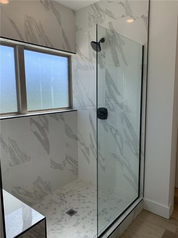 2614 SW Livingston Square, Bentonville, AR 72713