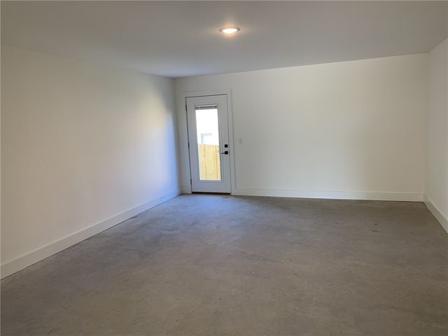 2614 SW Livingston Square, Bentonville, AR 72713