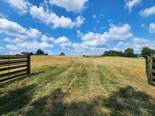 0 Taurus Farm Rd, Lafayette, TN 37083