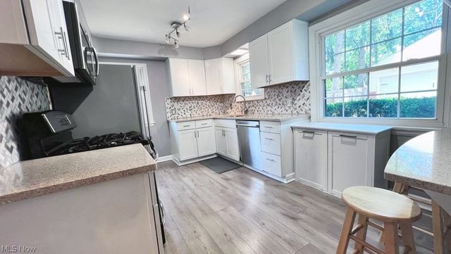 3973 Meadowbrook Boulevard, University Heights, OH 44118