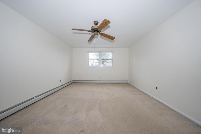 3088 DORMAN CIR, Broomall, PA 19008