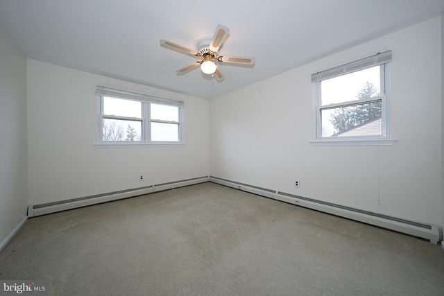 3088 DORMAN CIR, Broomall, PA 19008