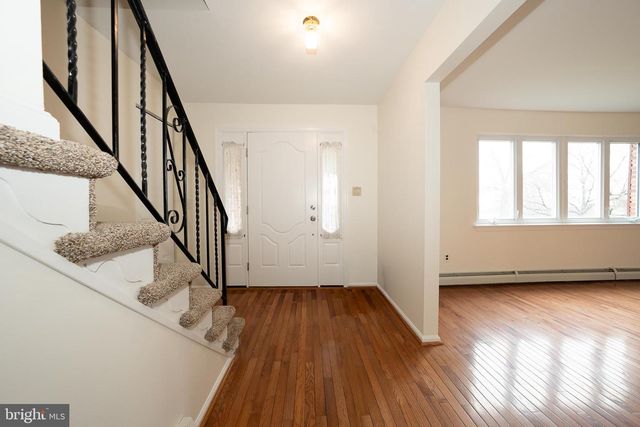 3088 DORMAN CIR, Broomall, PA 19008