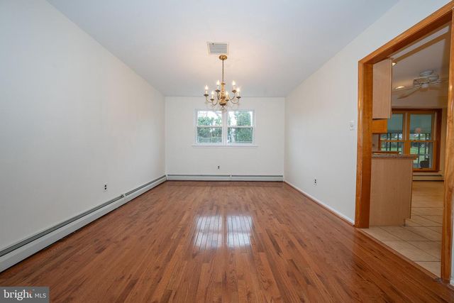 3088 DORMAN CIR, Broomall, PA 19008