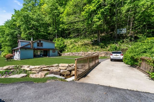 145 MillBrook Rd, Franklin Twp., NJ 07882