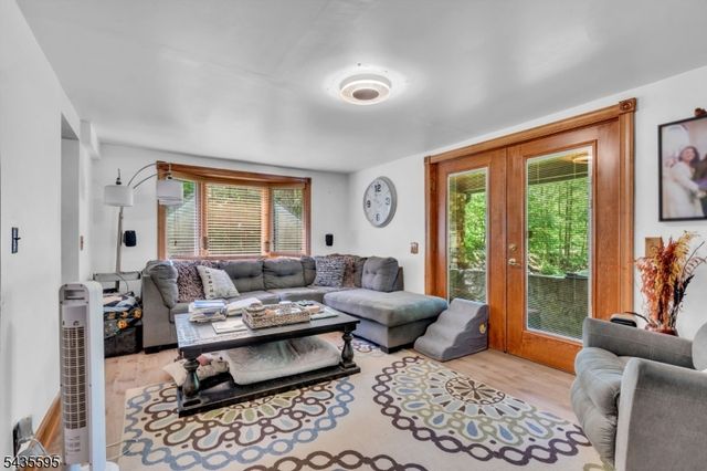 145 MillBrook Rd, Franklin Twp., NJ 07882