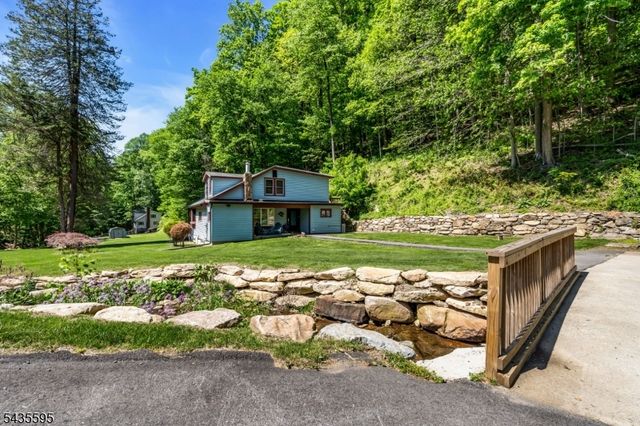 145 MillBrook Rd, Franklin Twp., NJ 07882