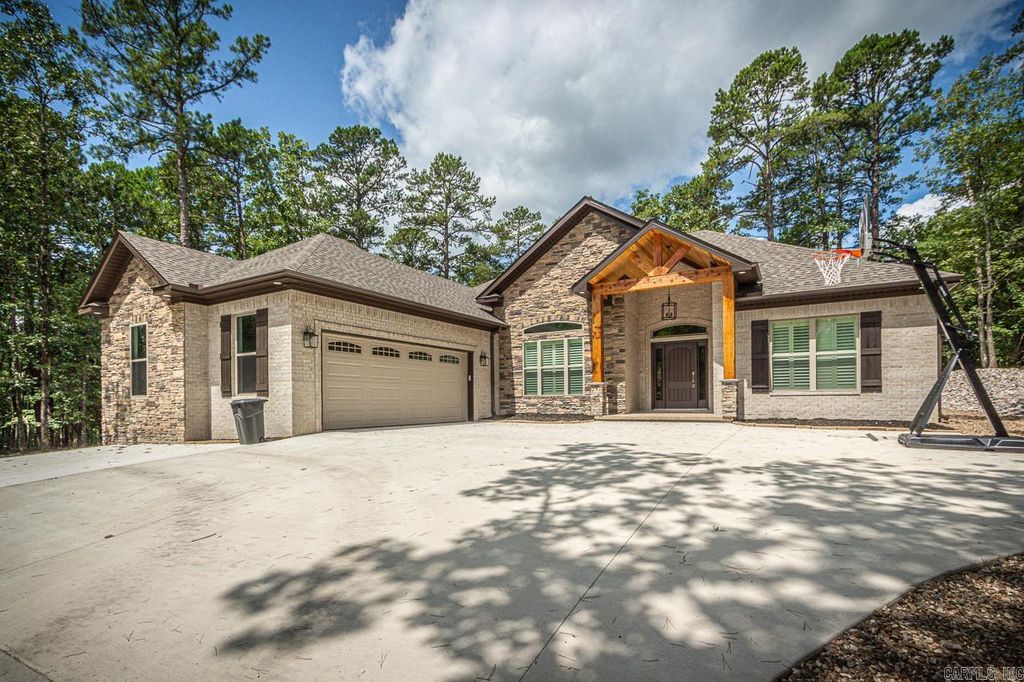 11 Campeon Circle, Hot Springs Village, AR 71909