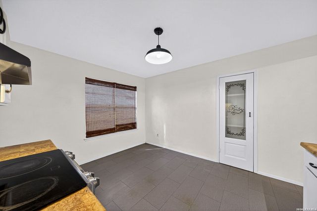 9719 Hidden Field, San Antonio, TX 78250