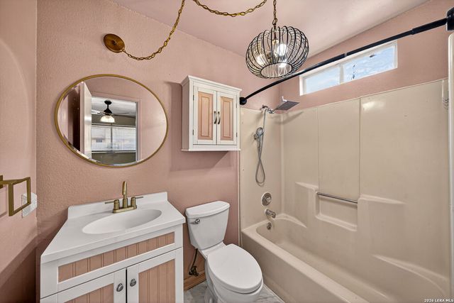 9719 Hidden Field, San Antonio, TX 78250