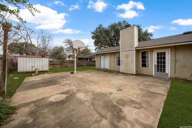 9719 Hidden Field, San Antonio, TX 78250