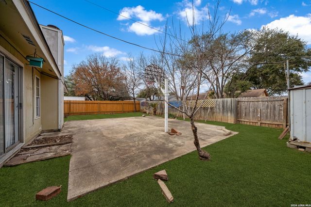 9719 Hidden Field, San Antonio, TX 78250