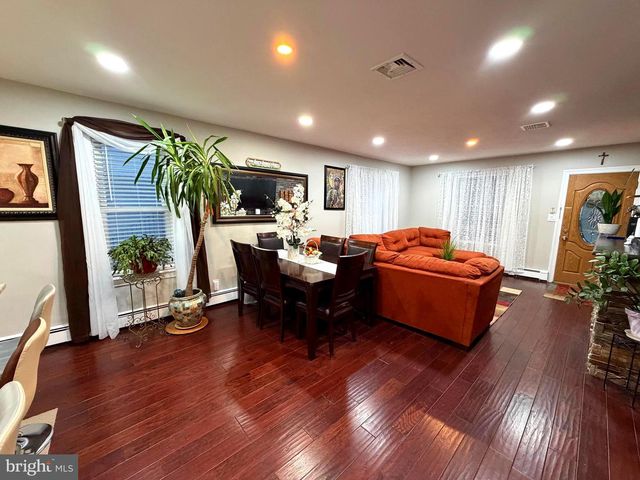 743 PURITAN AVE, Lawrenceville, NJ 08648