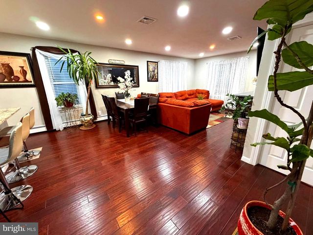 743 PURITAN AVE, Lawrenceville, NJ 08648