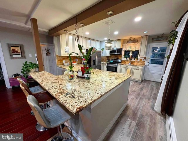 743 PURITAN AVE, Lawrenceville, NJ 08648