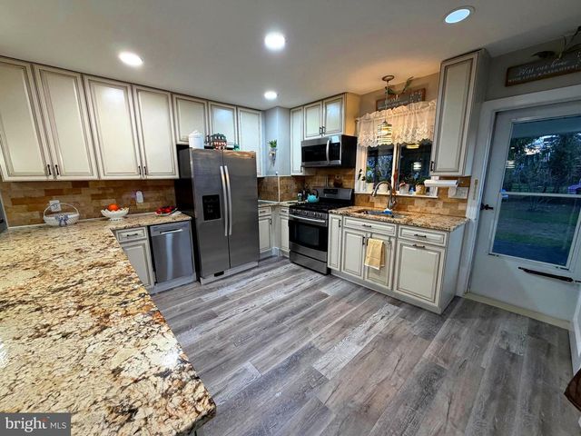 743 PURITAN AVE, Lawrenceville, NJ 08648