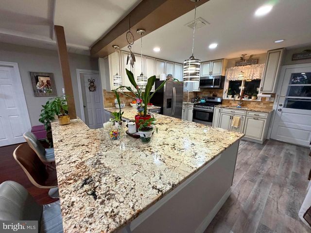 743 PURITAN AVE, Lawrenceville, NJ 08648