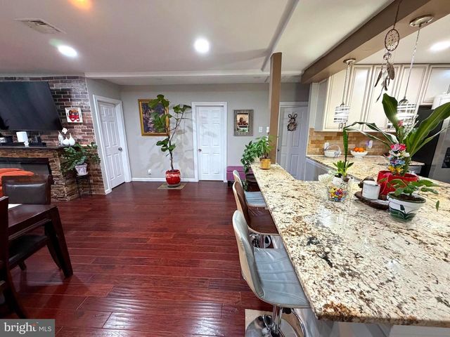 743 PURITAN AVE, Lawrenceville, NJ 08648