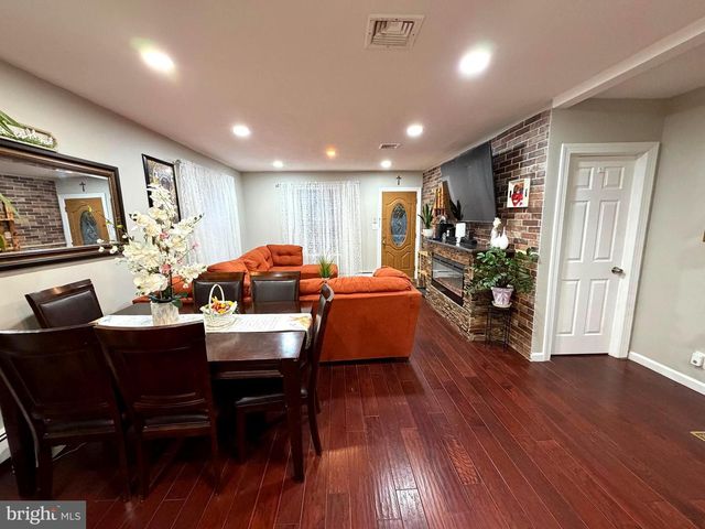 743 PURITAN AVE, Lawrenceville, NJ 08648